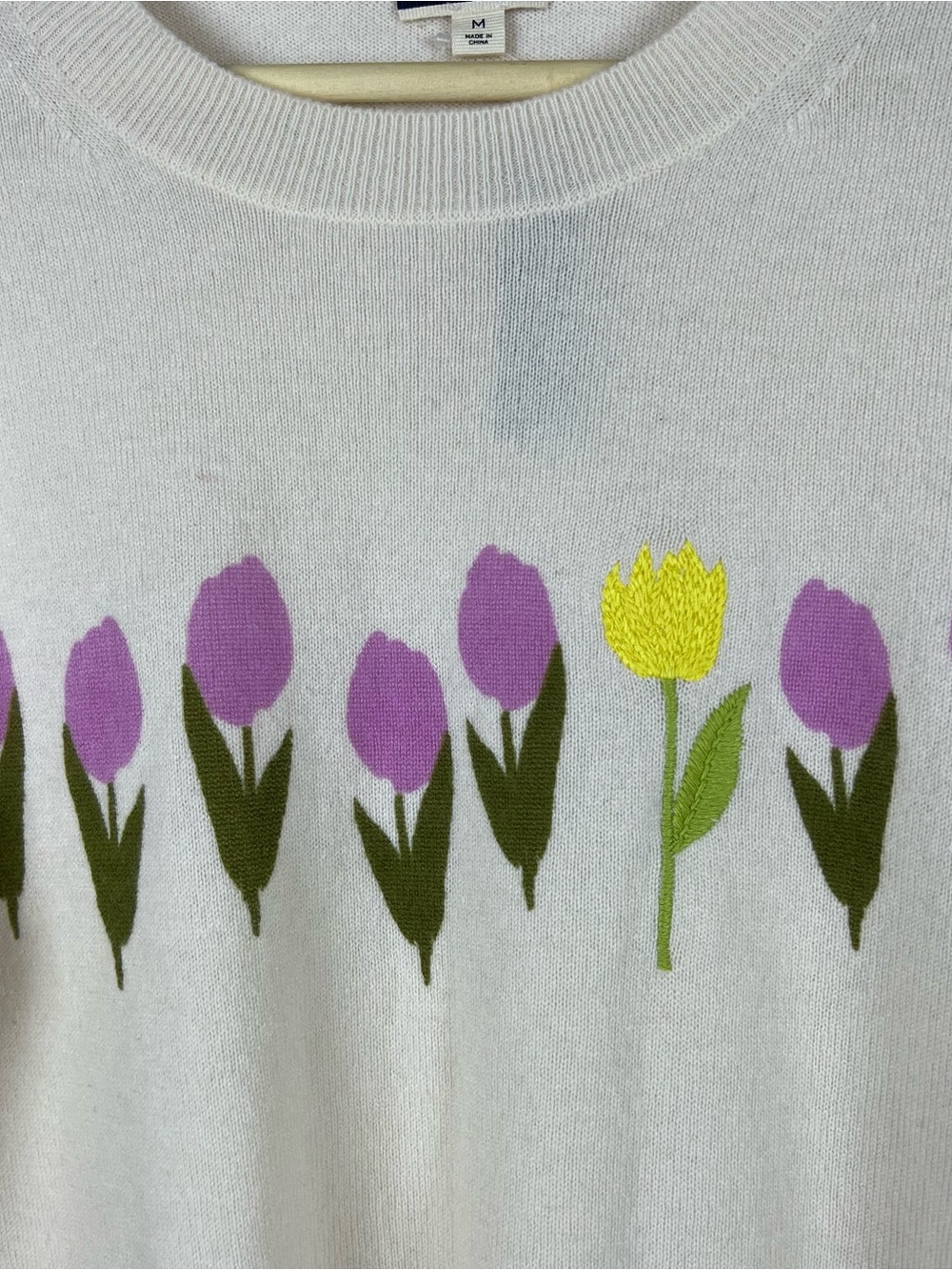 J. Crew Cashmere crewneck sweater with tulips Women’s Size Medium NWT NEW - Picture 4 of 10